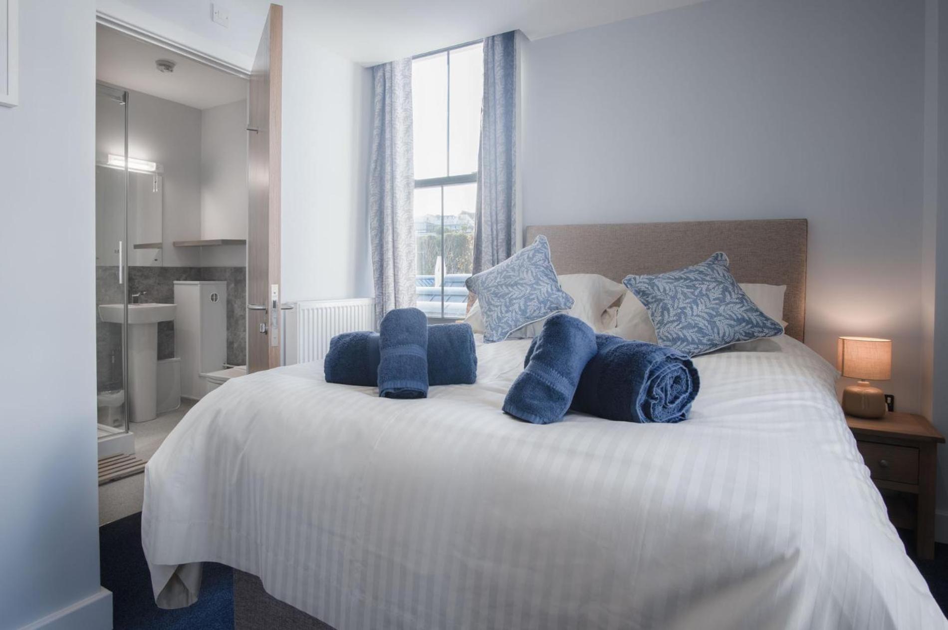 Ocean Cabins No 3 At The Square - Saundersfoot Quarto foto